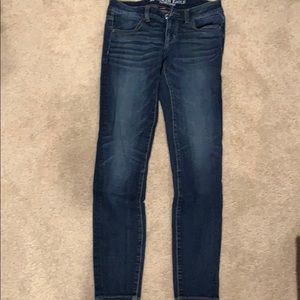 Dark wash American Eagle jeggings
